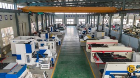 What Industries Are Fully Automatic Flexible Folding Machines Suitable For?